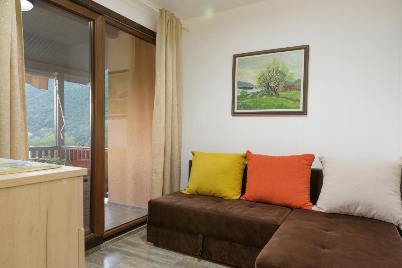 Sunset Holiday Home 티바트 외부 사진