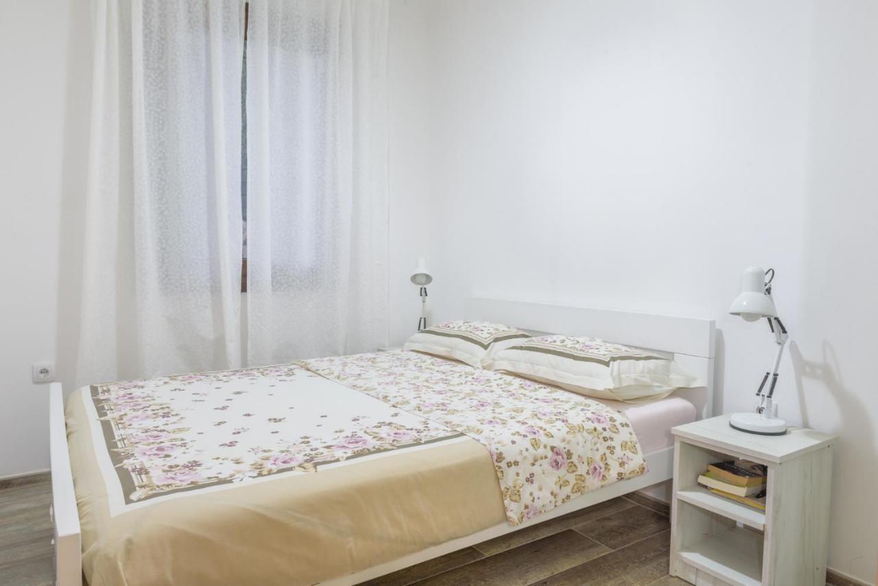 Sunset Holiday Home 티바트 외부 사진