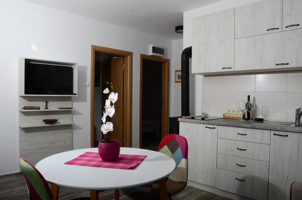 Sunset Holiday Home 티바트 외부 사진
