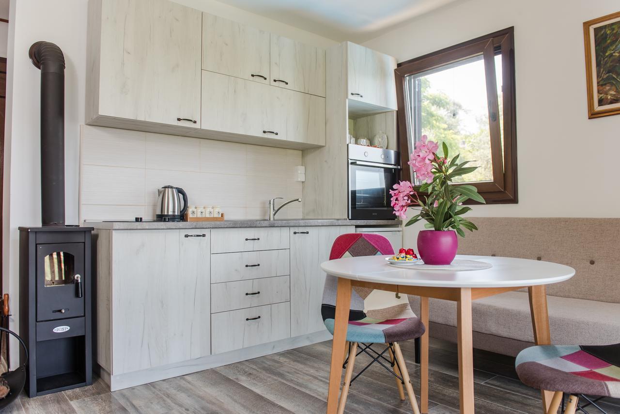 Sunset Holiday Home 티바트 외부 사진